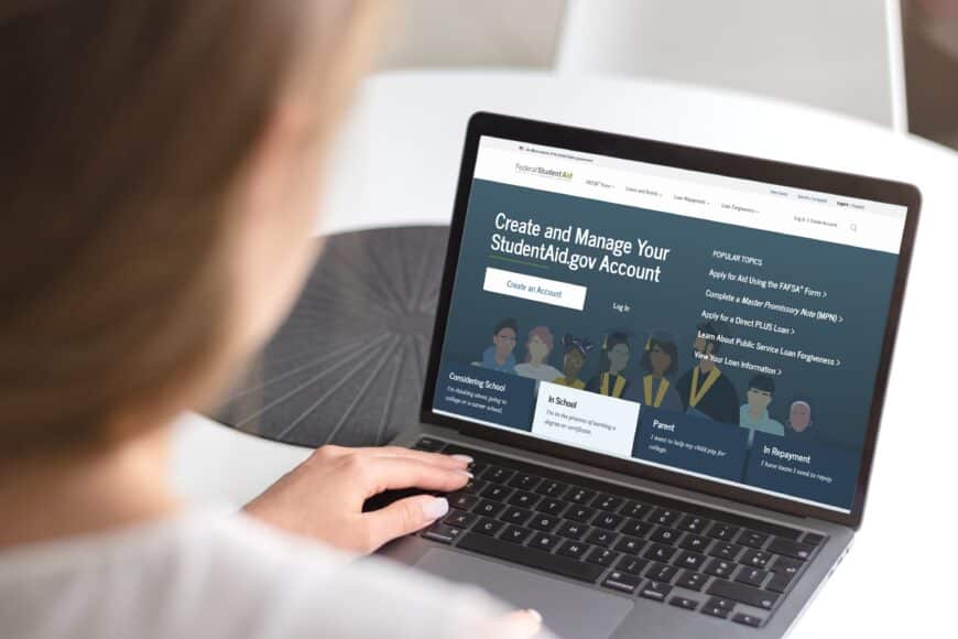 How Can I Pay for College? A Financial Guide for TU Online